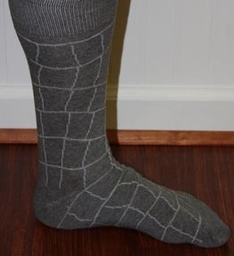 Gray patterned dress socks